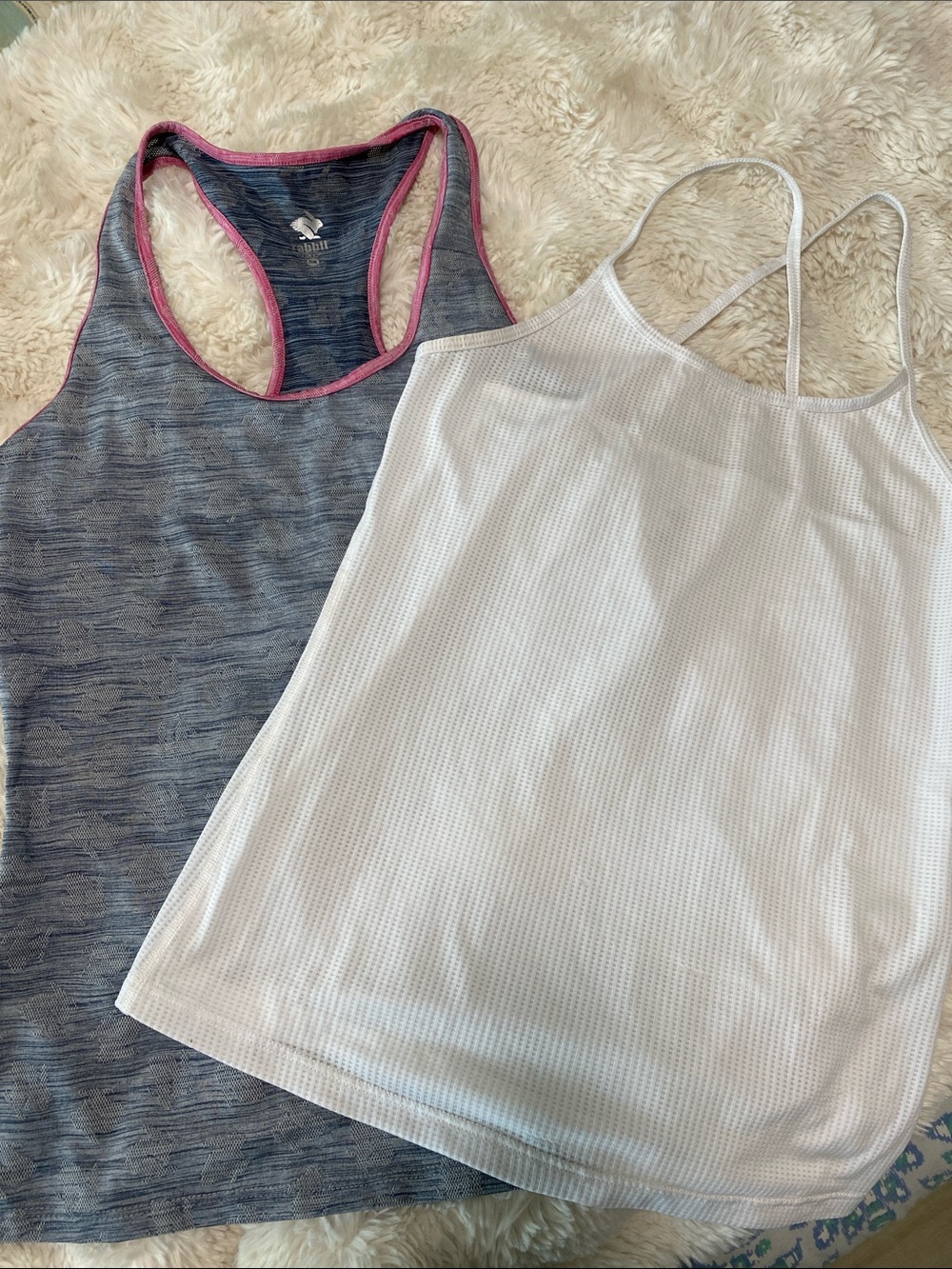 Rabbit 2 women’s SM tanks
